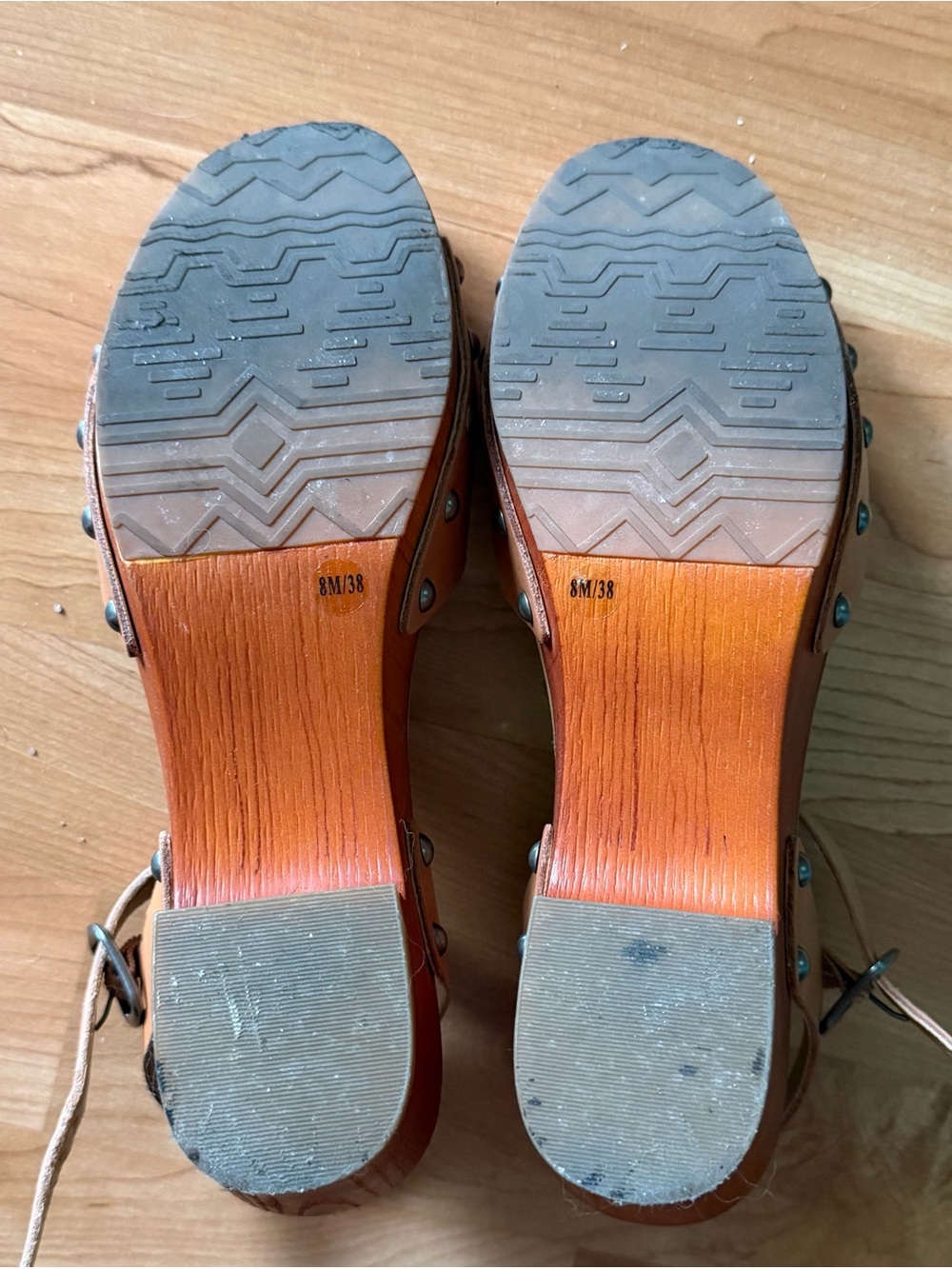 Lucky Brand Leather Strap Sandals, size 8 - Picture 4 of 4